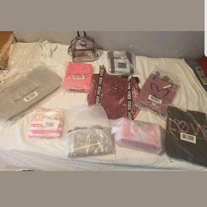NWT Victoria Secret Pink 10 bag lit, tote, duffle